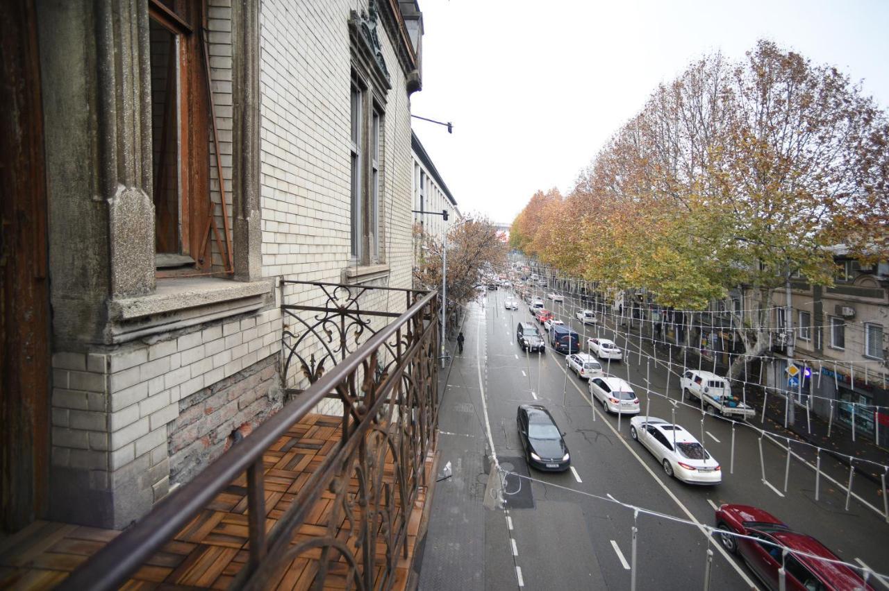 City Lux Hotel Tbilisi ภายนอก รูปภาพ
