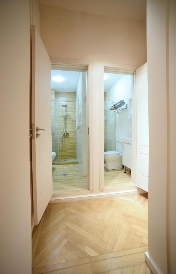 City Lux Hotel Tbilisi ภายนอก รูปภาพ