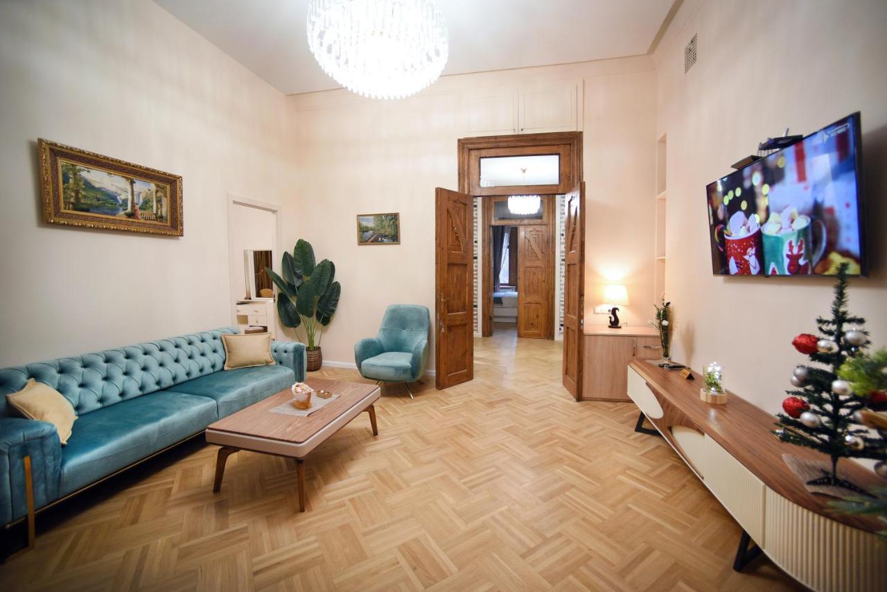City Lux Hotel Tbilisi ภายนอก รูปภาพ