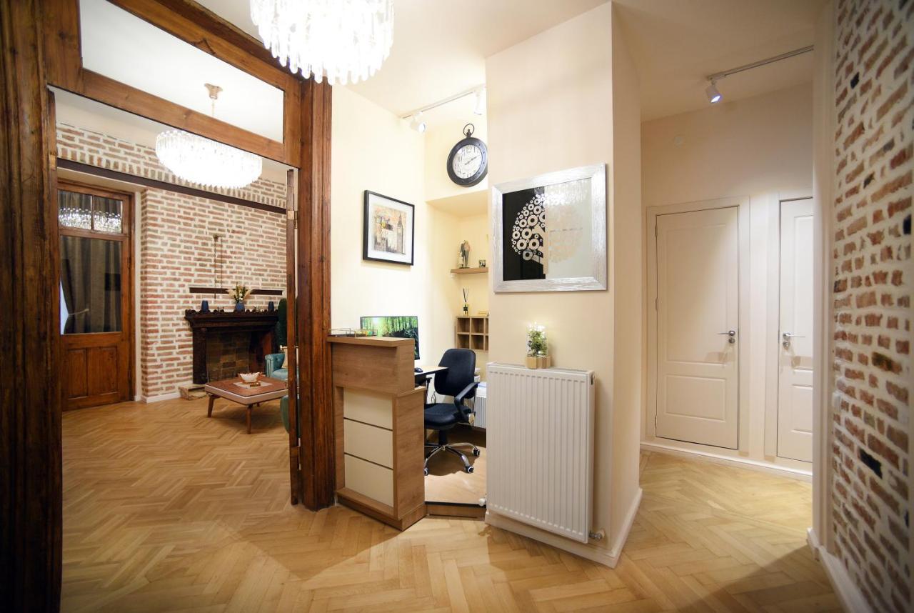 City Lux Hotel Tbilisi ภายนอก รูปภาพ