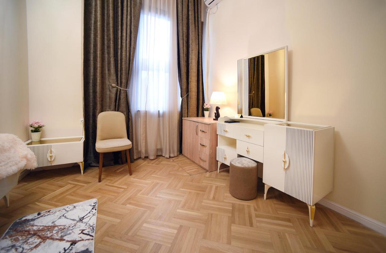 City Lux Hotel Tbilisi ภายนอก รูปภาพ
