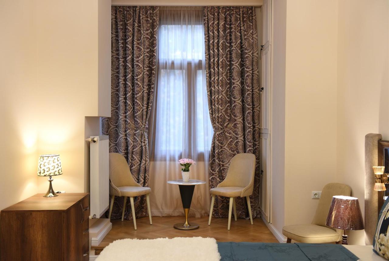 City Lux Hotel Tbilisi ภายนอก รูปภาพ